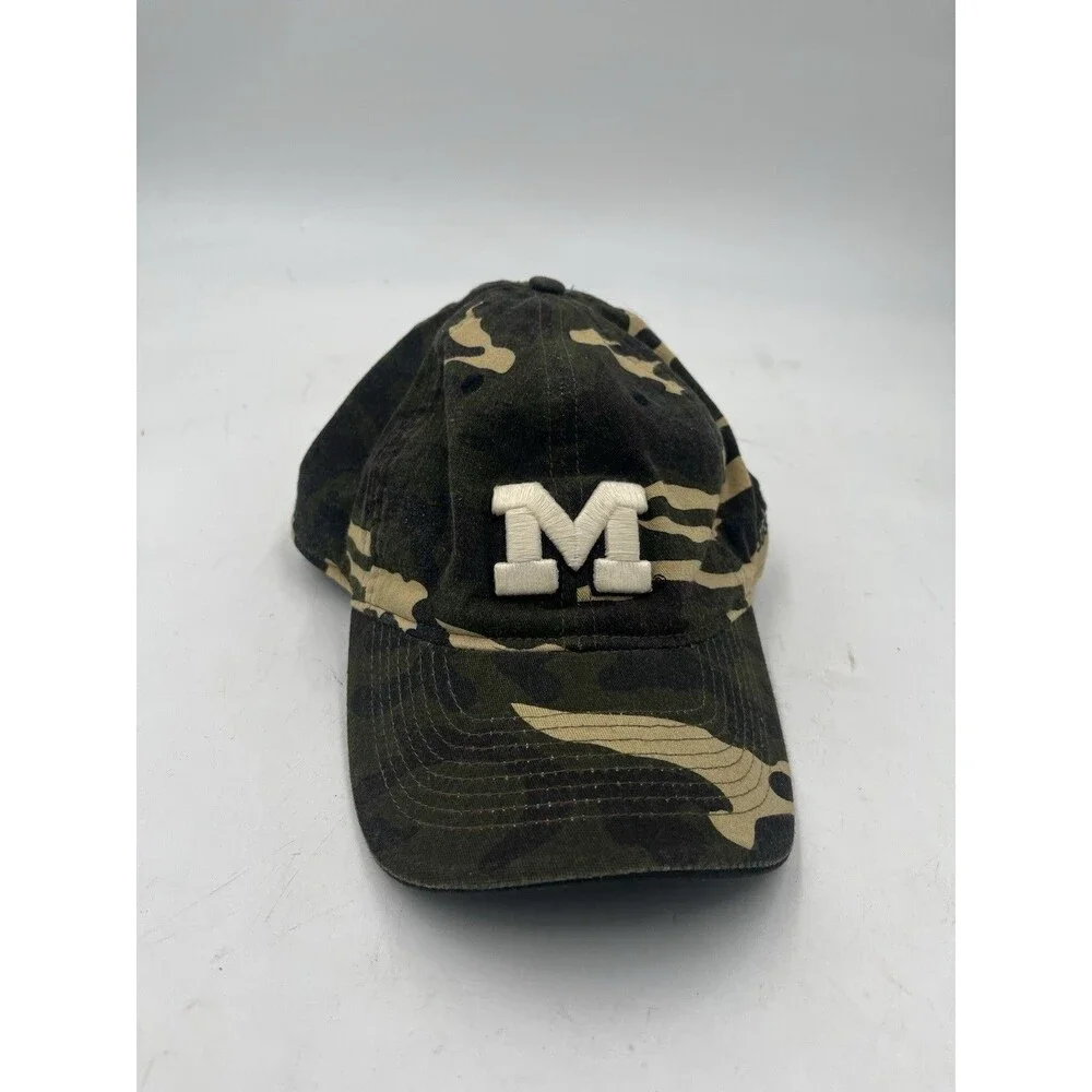 Mens S/M Adidas Michigan Wolverines Camouflage Adjustable Baseball Hat Camo
